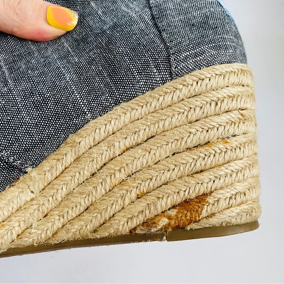TOMS Chambray Desert Wedge Lace Up Booties - Picture 13 of 14